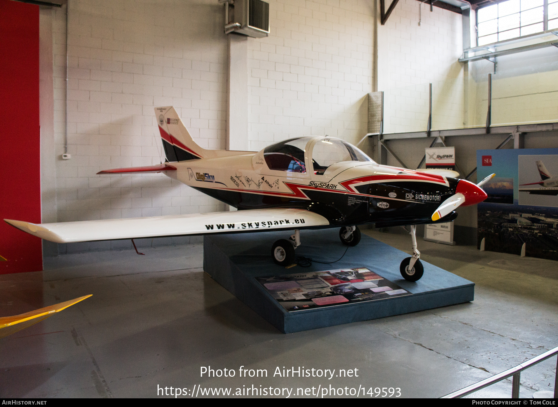 Aircraft Photo of I-9843 | Alpi Pioneer 300 | AirHistory.net #149593