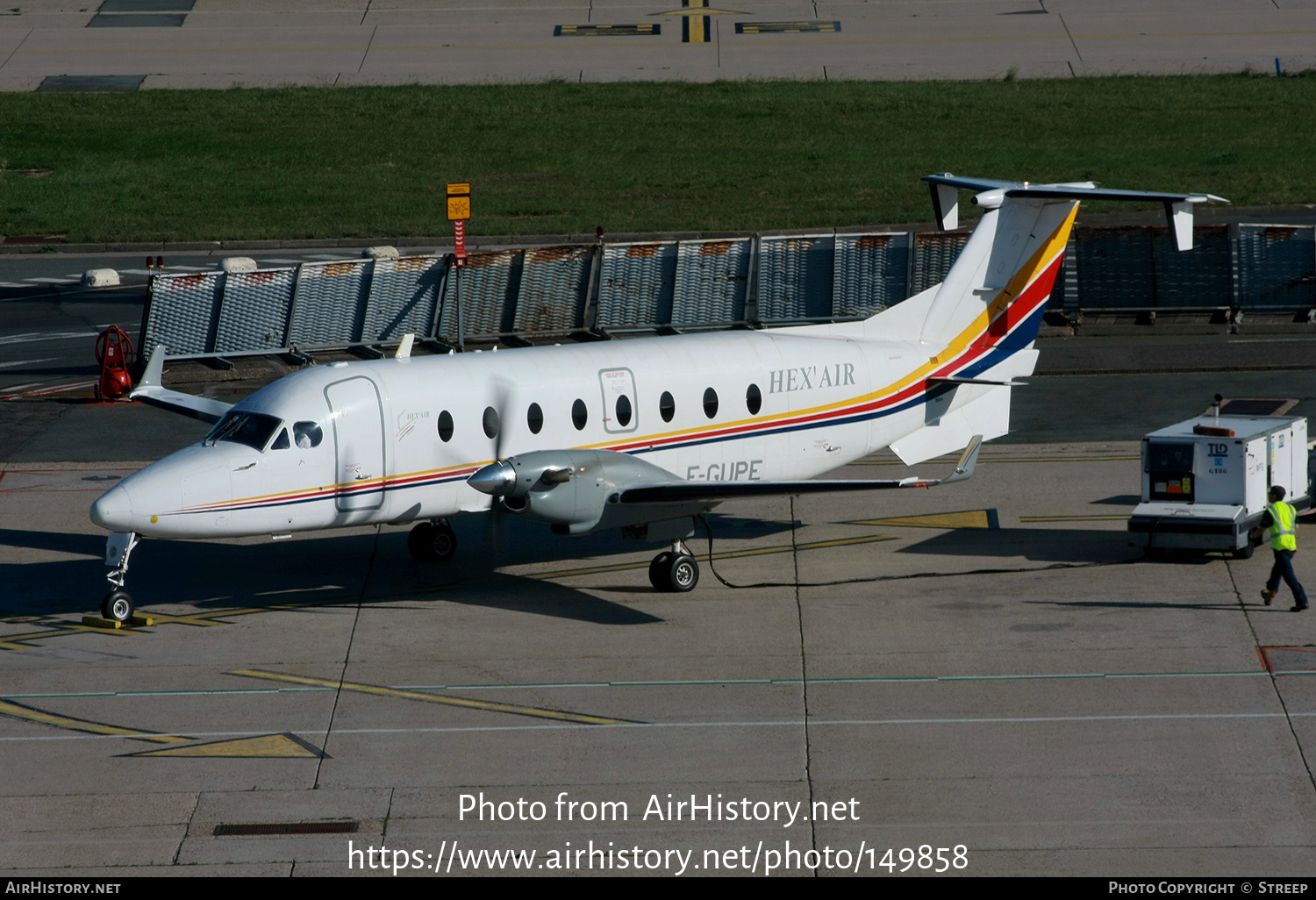 Aircraft Photo of F-GUPE | Raytheon 1900D | Hex'Air | AirHistory.net #149858