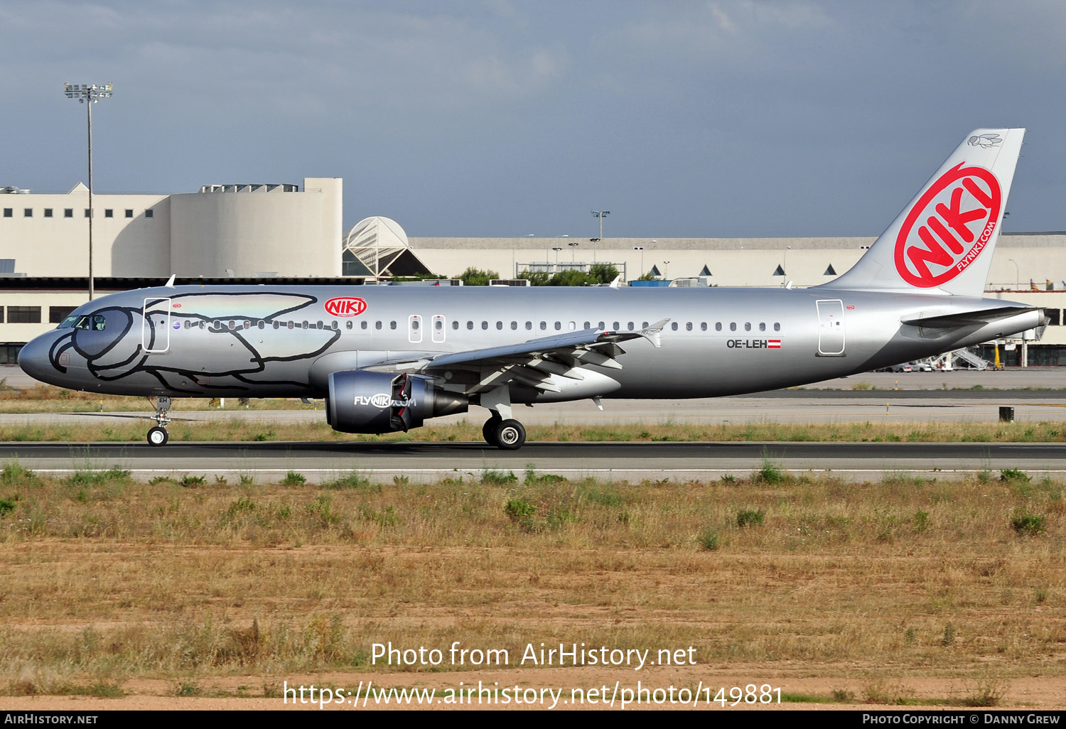 Aircraft Photo of OE-LEH | Airbus A320-214 | Niki | AirHistory.net #149881