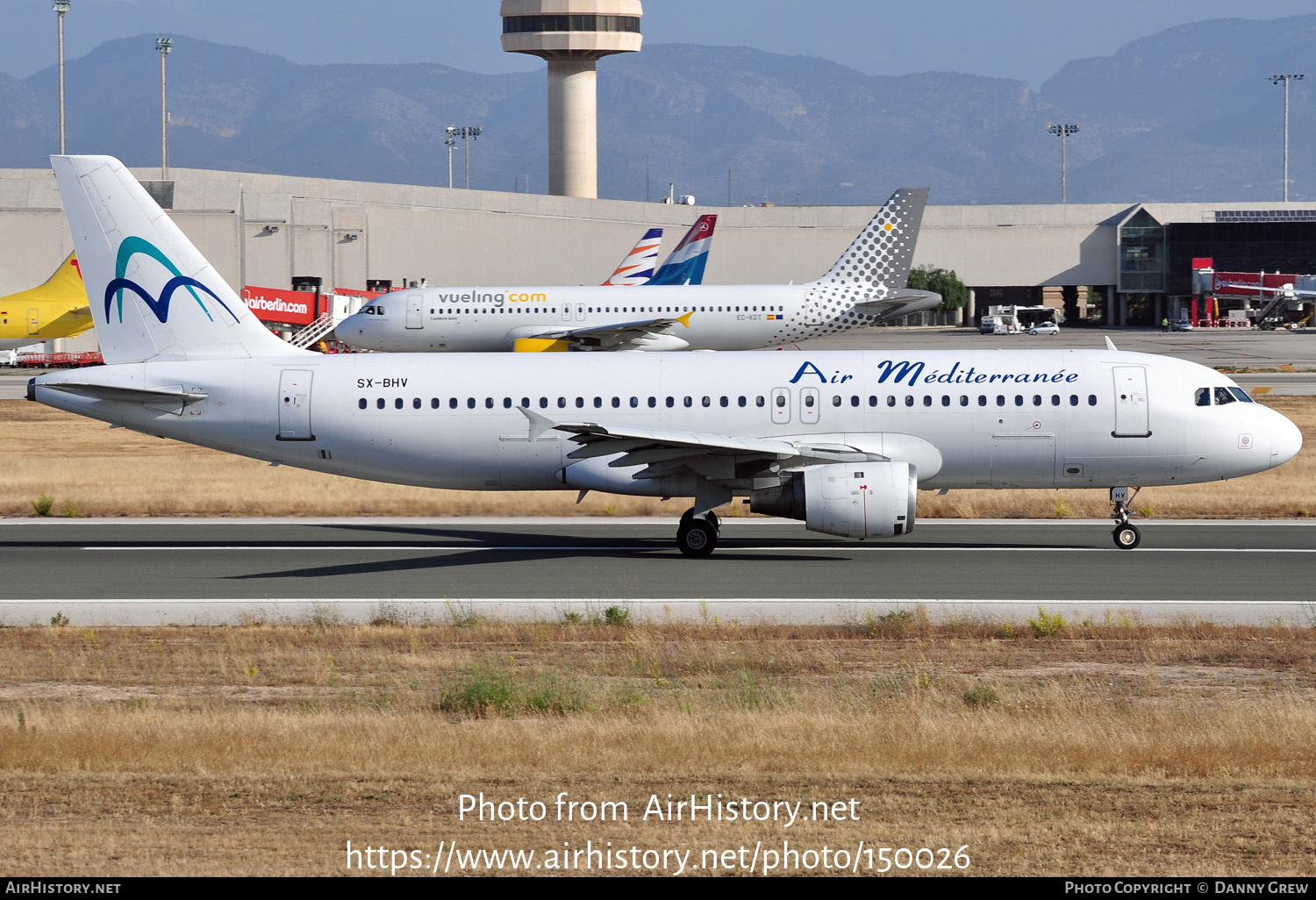 Aircraft Photo of SX-BHV | Airbus A320-211 | Air Méditerranée | AirHistory.net #150026