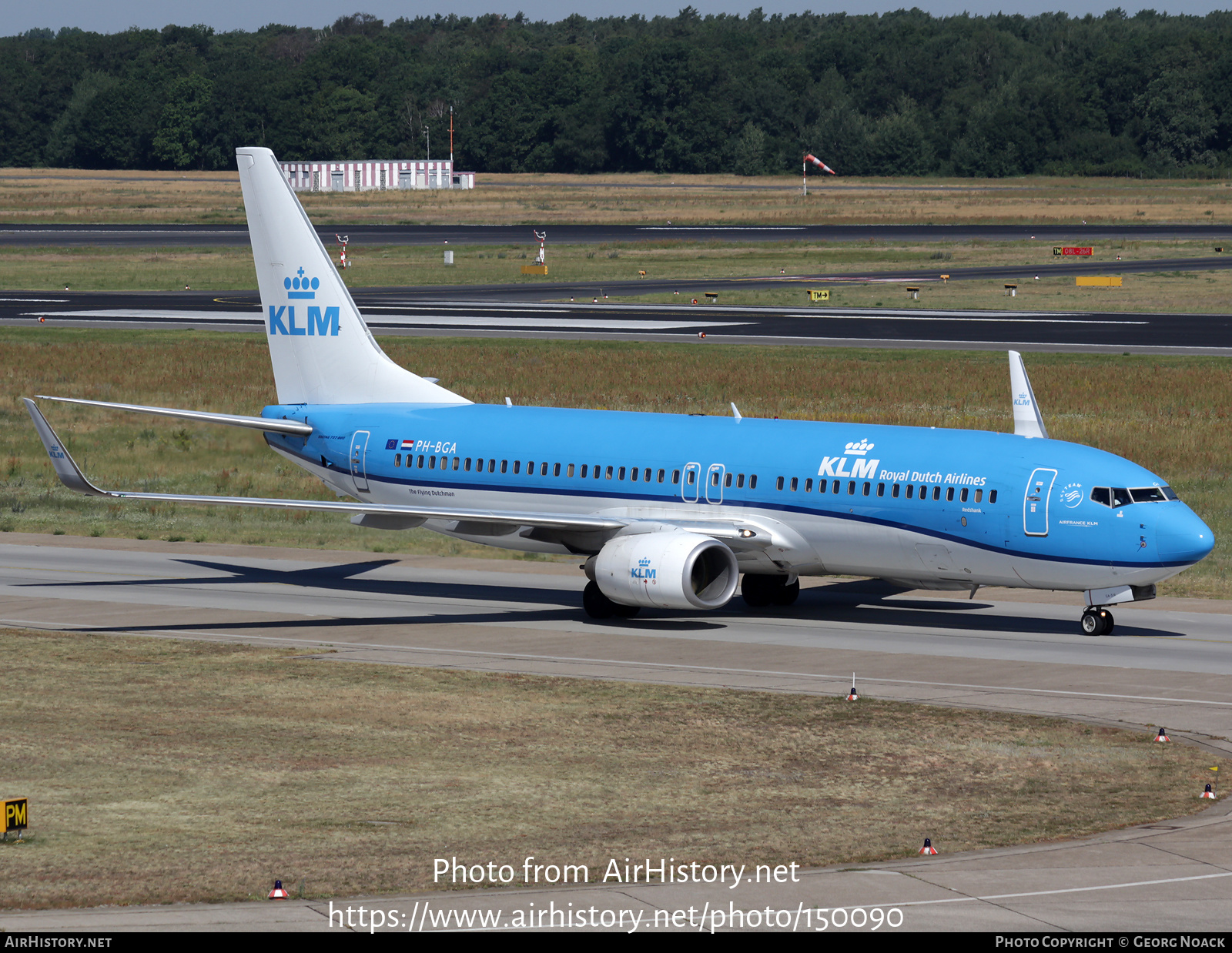 Aircraft Photo of PH-BGA | Boeing 737-8K2 | KLM - Royal Dutch Airlines | AirHistory.net #150090