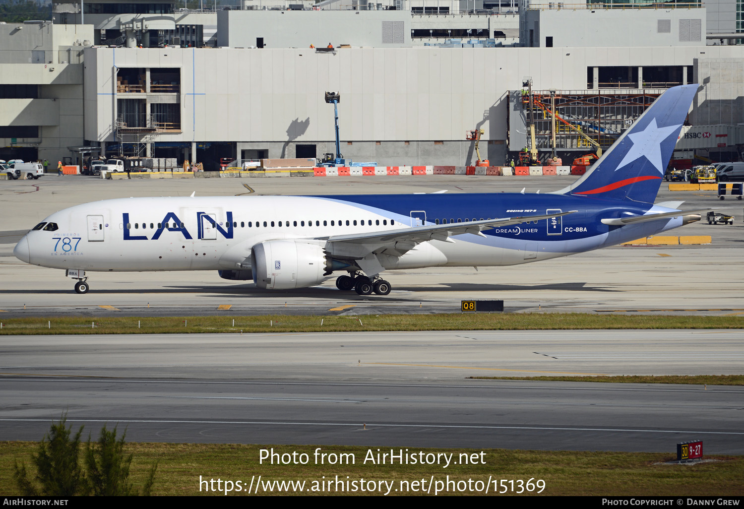 Aircraft Photo of CC-BBA | Boeing 787-8 Dreamliner | LAN Airlines - Línea Aérea Nacional | AirHistory.net #151369