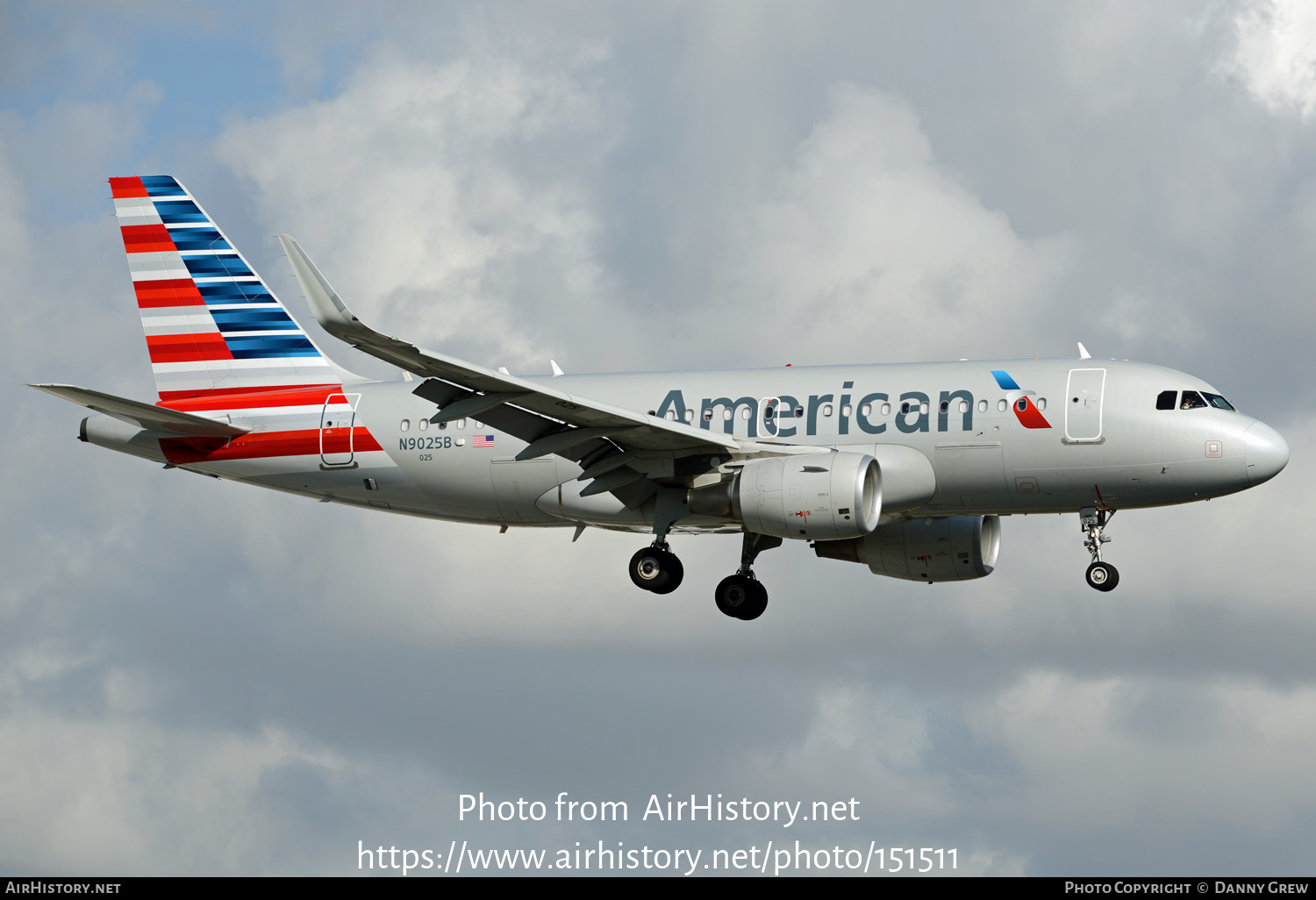 Aircraft Photo of N9025B | Airbus A319-115 | American Airlines | AirHistory.net #151511