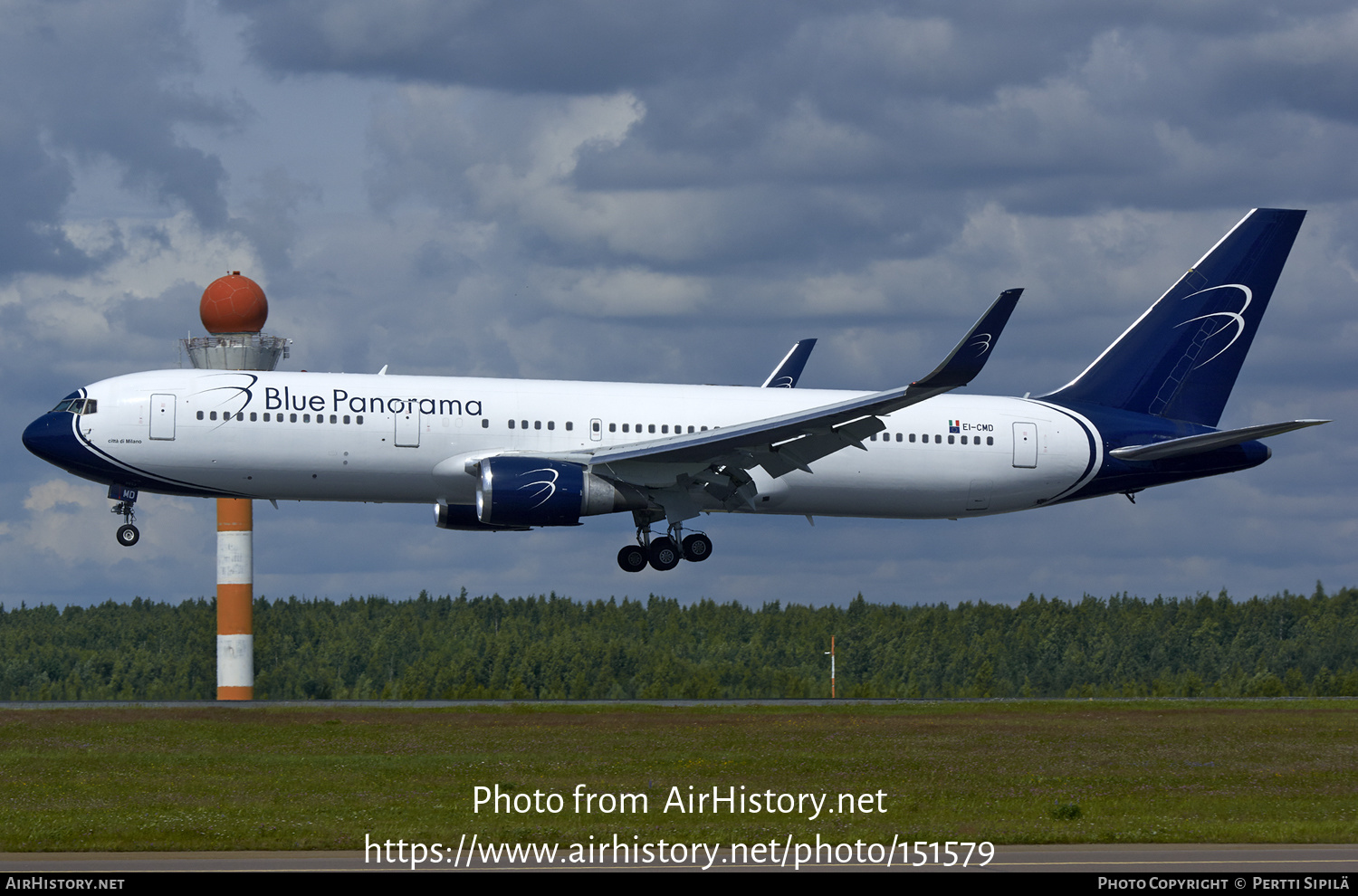 Aircraft Photo of EI-CMD | Boeing 767-324/ER | Blue Panorama Airlines | AirHistory.net #151579