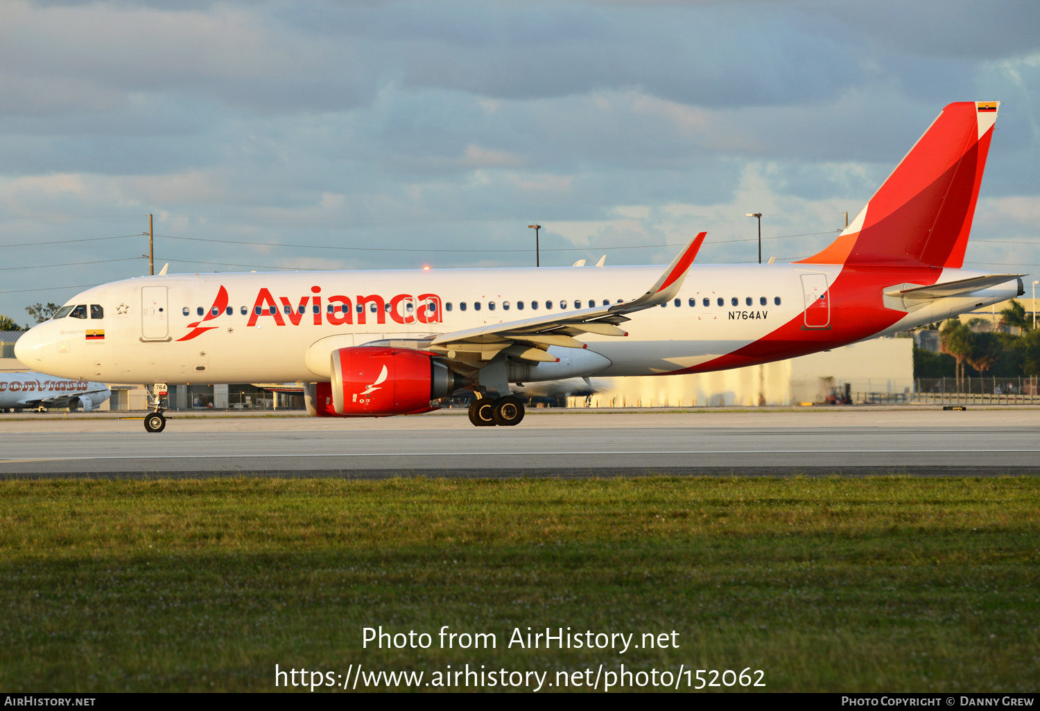 Aircraft Photo of N764AV | Airbus A320-251N | Avianca | AirHistory.net #152062