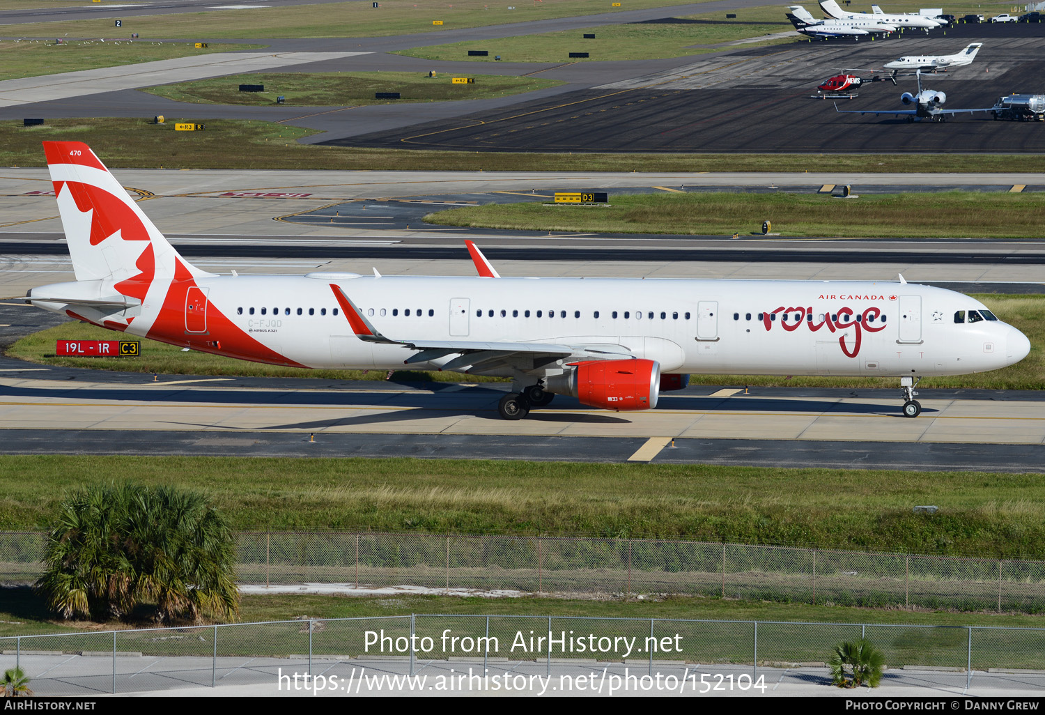 Aircraft Photo of C-FJQD | Airbus A321-211 | Air Canada Rouge | AirHistory.net #152104