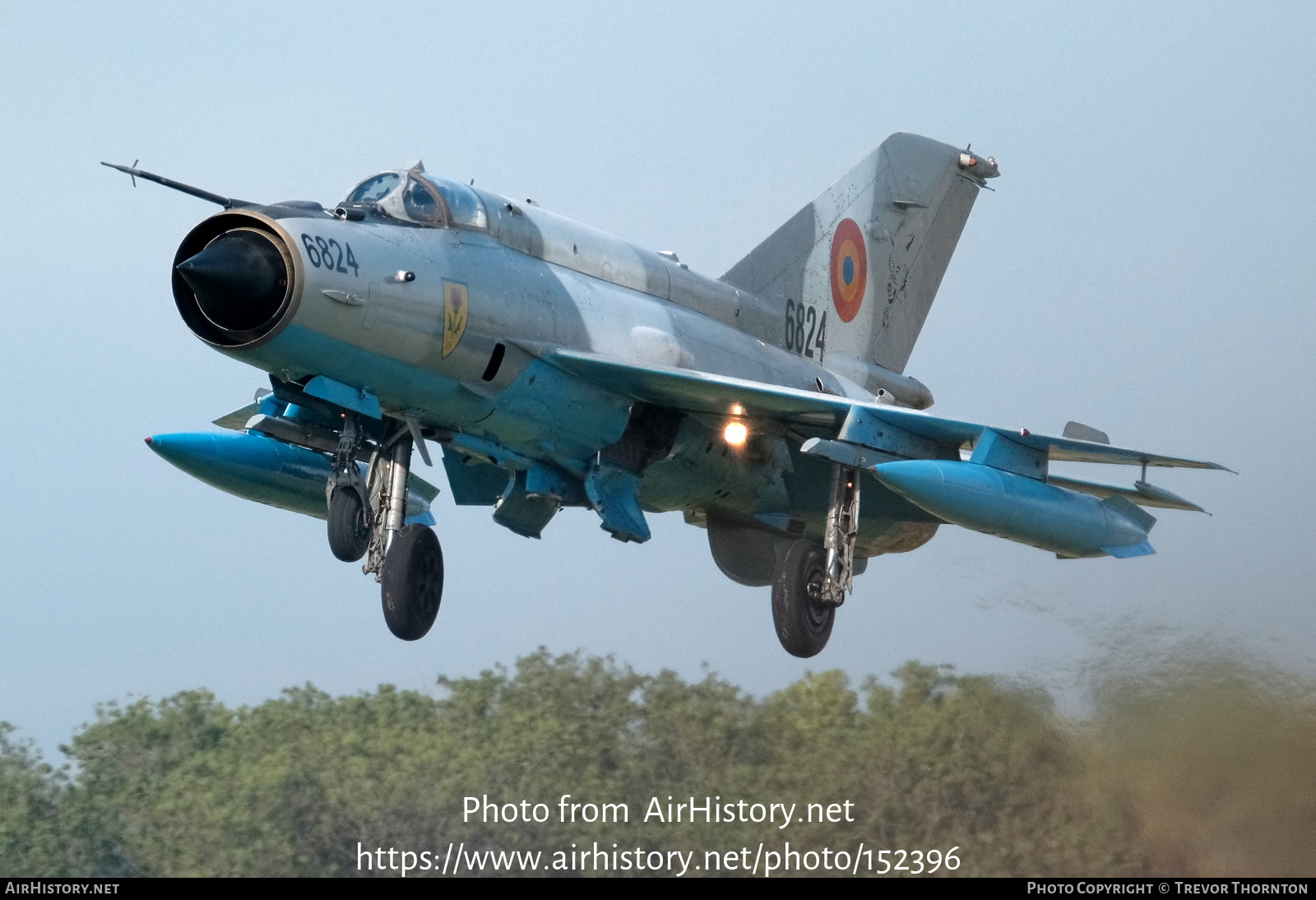 Aircraft Photo of 6824 | Mikoyan-Gurevich MiG-21MF Lancer C | Romania - Air Force | AirHistory.net #152396