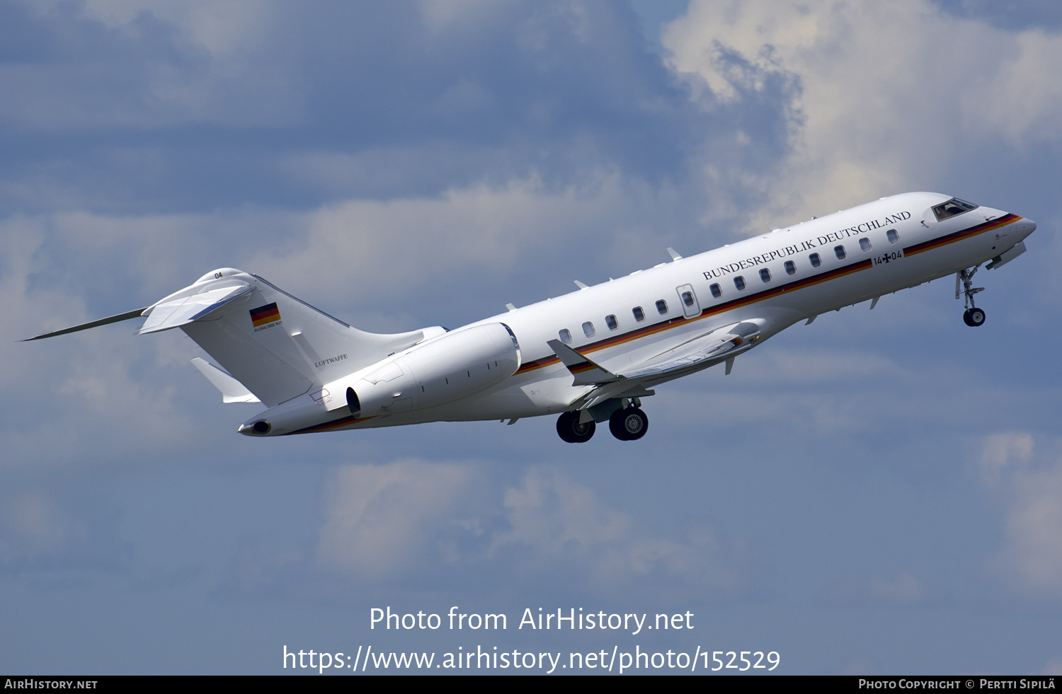 Aircraft Photo of 1404 | Bombardier Global 5000 (BD-700-1A11) | Germany - Air Force | AirHistory.net #152529