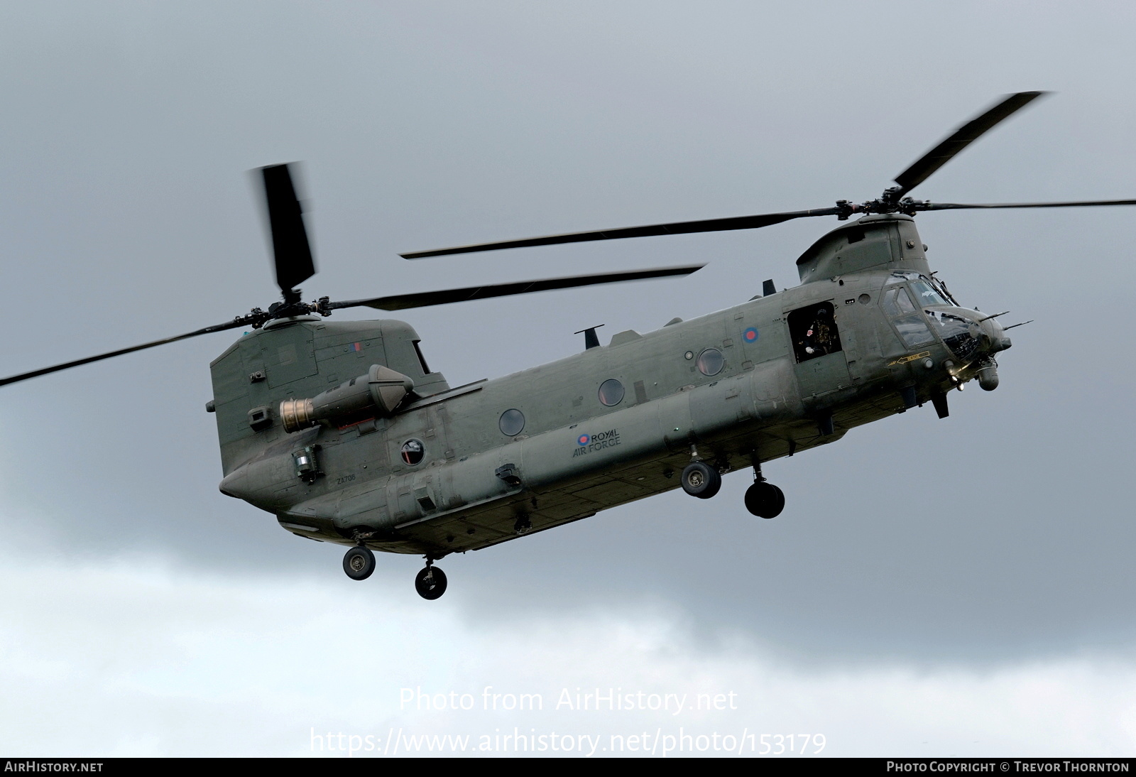 Aircraft Photo of ZA708 | Boeing Chinook HC2 (352) | UK - Air Force ...