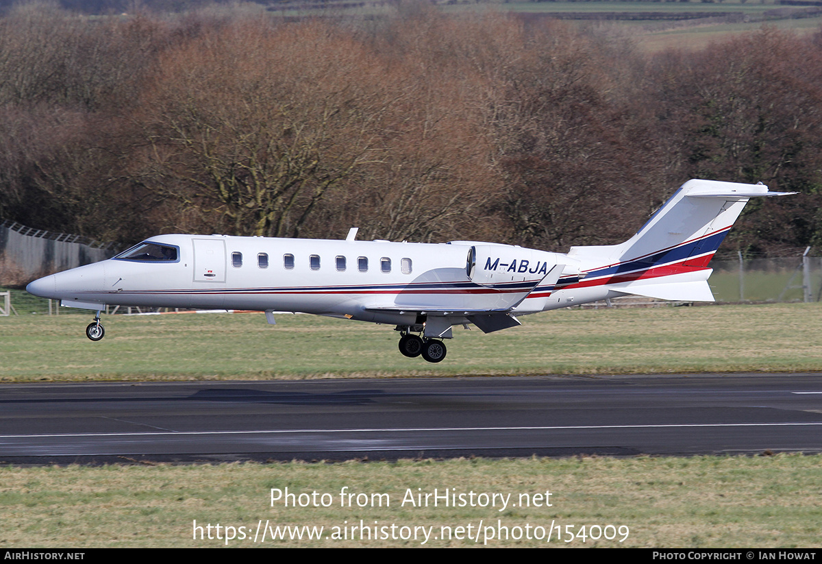 Aircraft Photo of M-ABJA | Learjet 45XR | Ryanair | AirHistory.net #154009