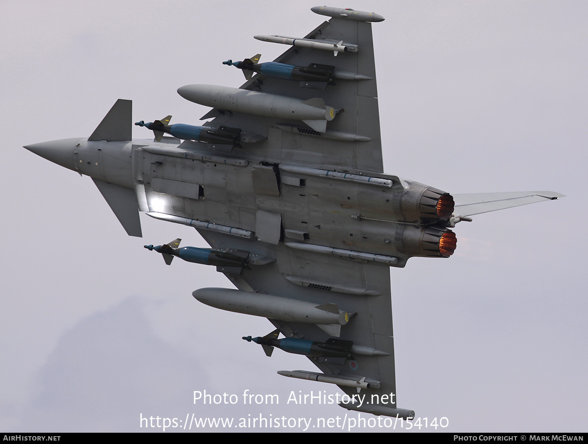 Aircraft Photo of ZJ700 | Eurofighter EF-2000 Typhoon FGR4 | UK - Air Force | AirHistory.net #154140