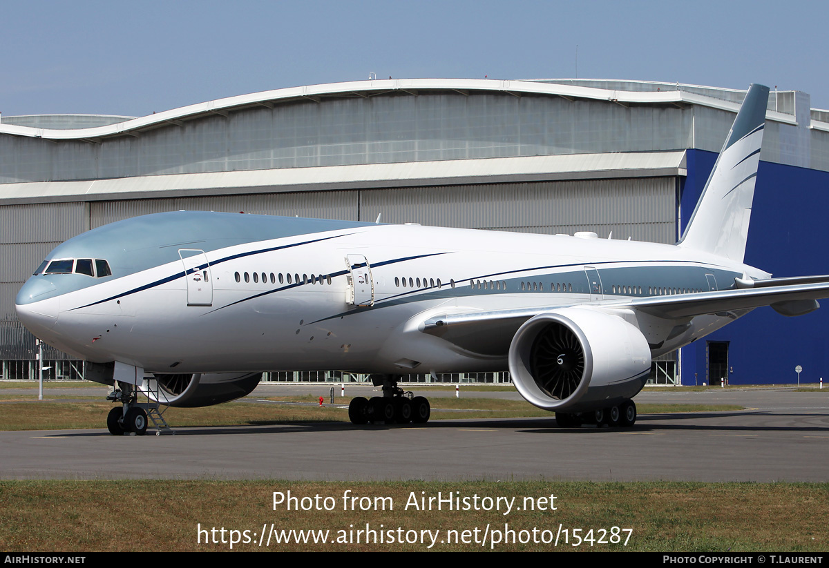 Aircraft Photo of VP-CAL | Boeing 777-2KQ/LR | AirHistory.net #154287