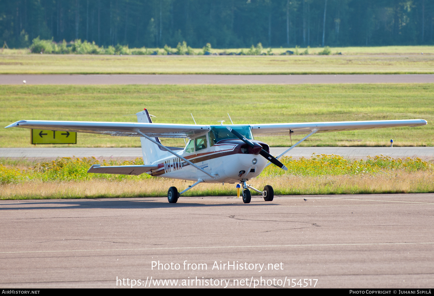 Aircraft Photo of OH-AWA | Cessna 172P Skyhawk II | Konekorhonen Oy | AirHistory.net #154517