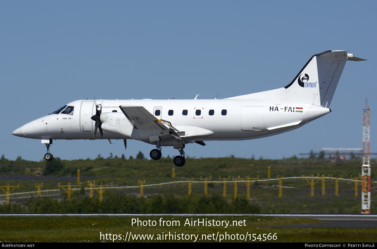 Aircraft Photo of HA-FAI | Embraer EMB-120ER Brasilia | BAS - Budapest Aircraft Service | AirHistory.net #154566