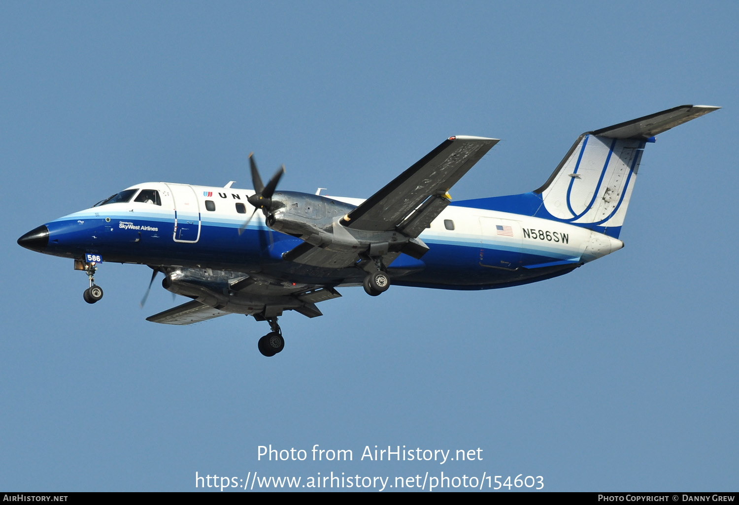 Aircraft Photo of N586SW | Embraer EMB-120ER Brasilia | United Express | AirHistory.net #154603