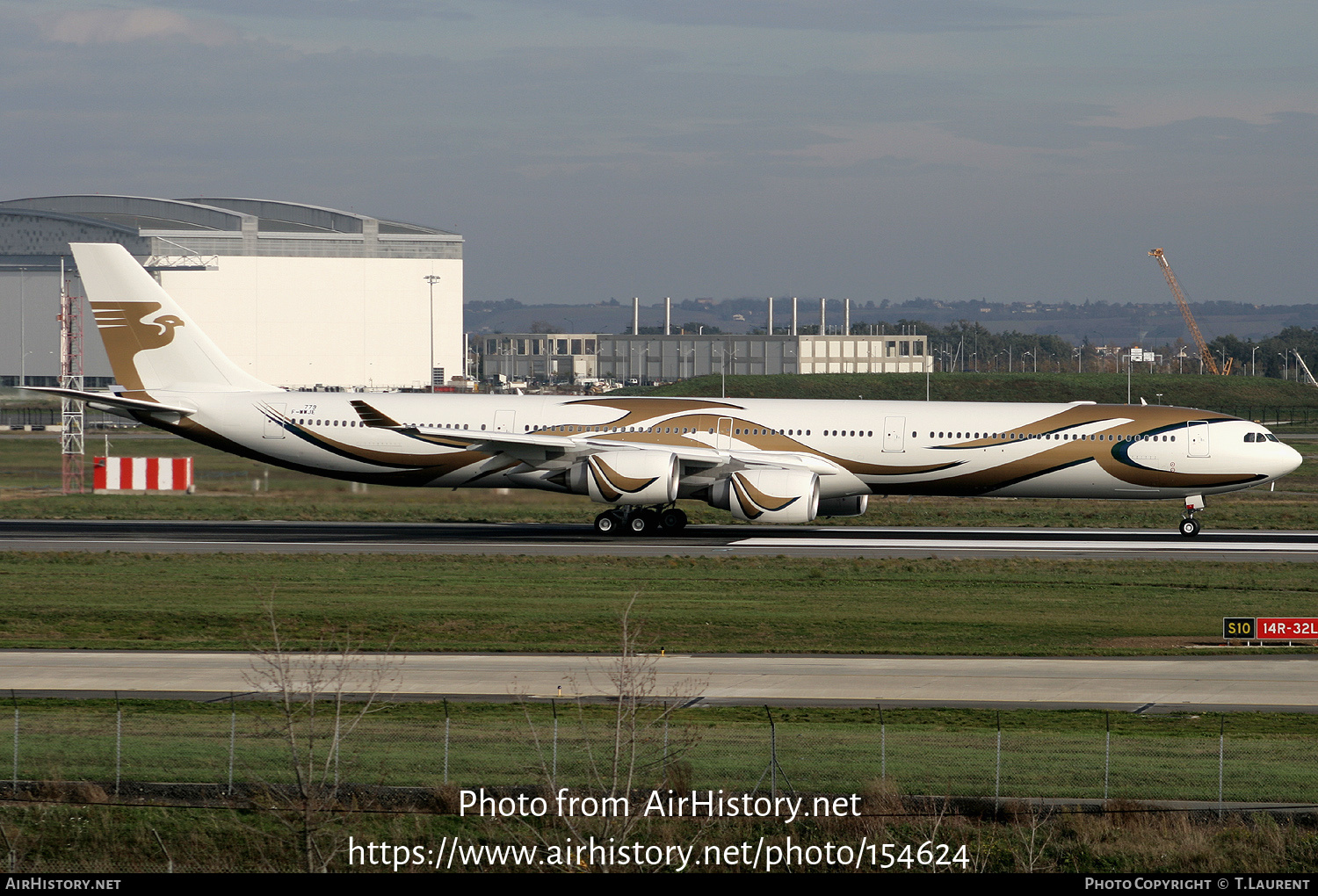 Aircraft Photo of F-WWJE | Airbus A340-642 | AirHistory.net #154624