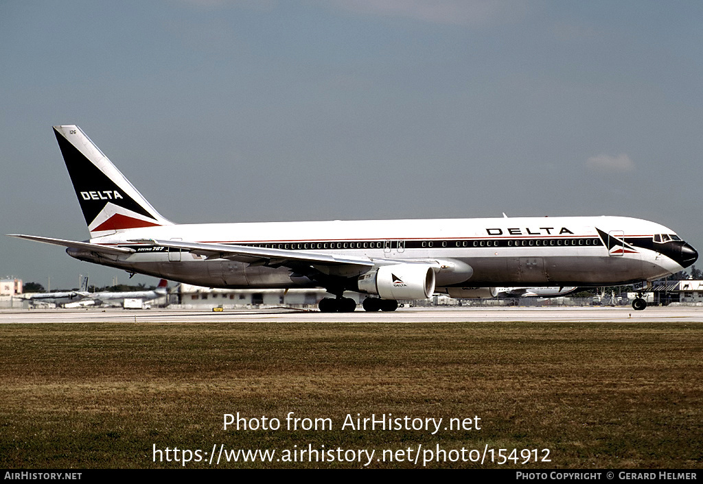 Aircraft Photo of N126DL | Boeing 767-332 | Delta Air Lines | AirHistory.net #154912