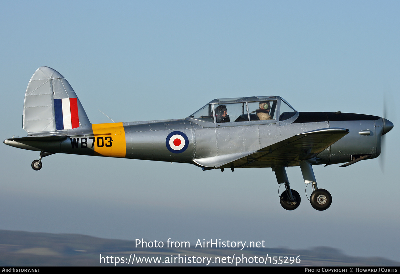 Aircraft Photo of G-ARMC / WB703 | De Havilland DHC-1 Chipmunk Mk22A | UK - Air Force | AirHistory.net #155296