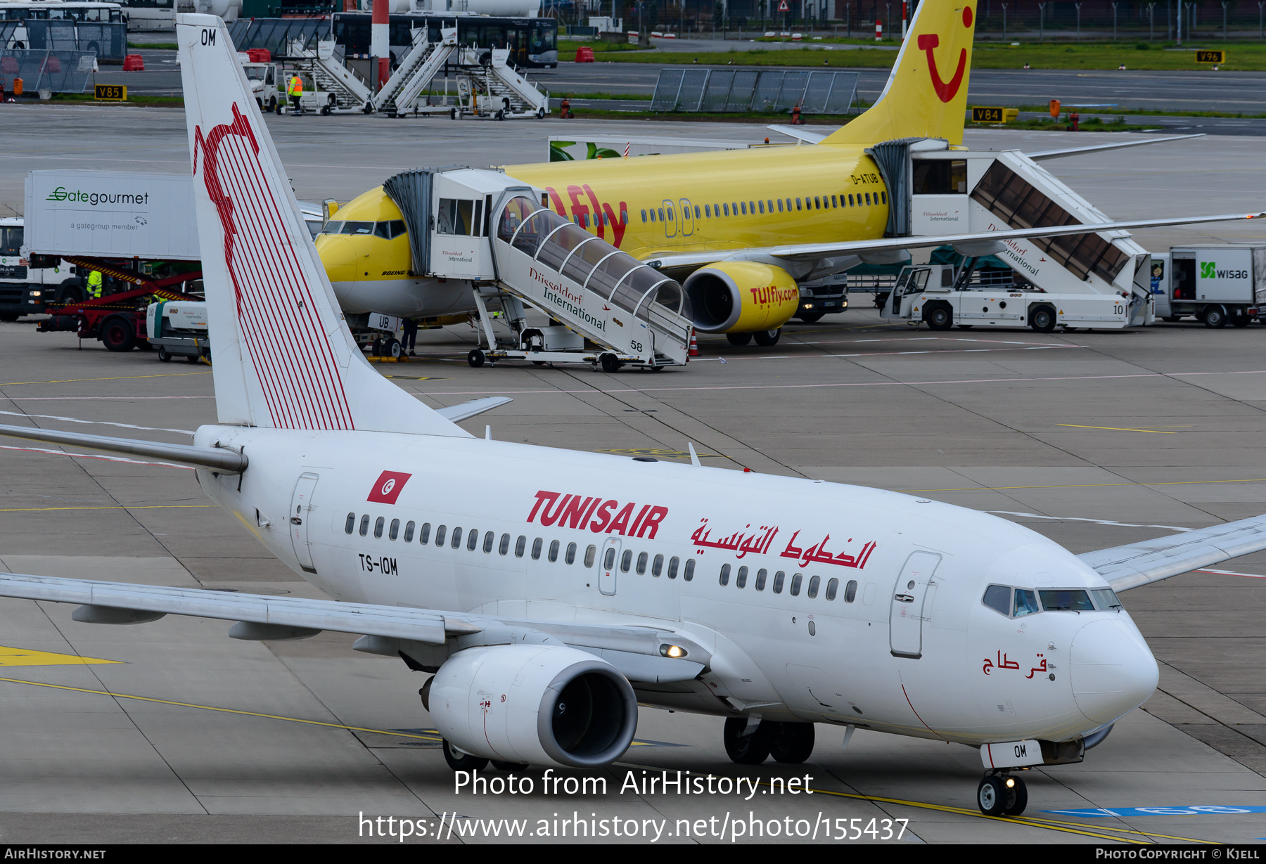 Aircraft Photo of TS-IOM | Boeing 737-6H3 | Tunisair | AirHistory.net #155437