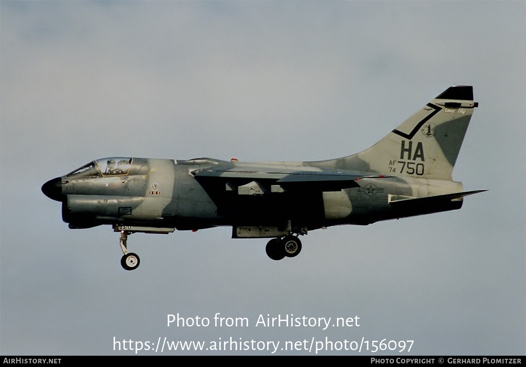 Aircraft Photo of 74-1750 / AF74-750 | LTV A-7D Corsair II | USA - Air Force | AirHistory.net #156097