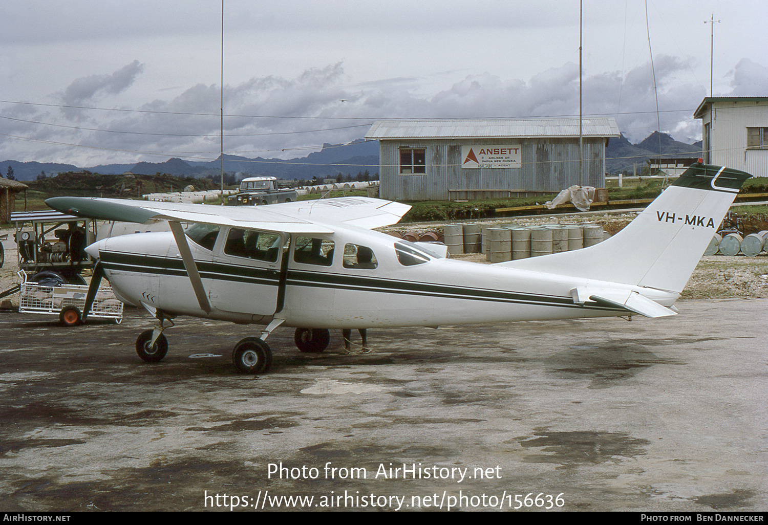 Aircraft Photo of VH-MKA | Cessna U206D Skywagon 206 | AirHistory.net #156636