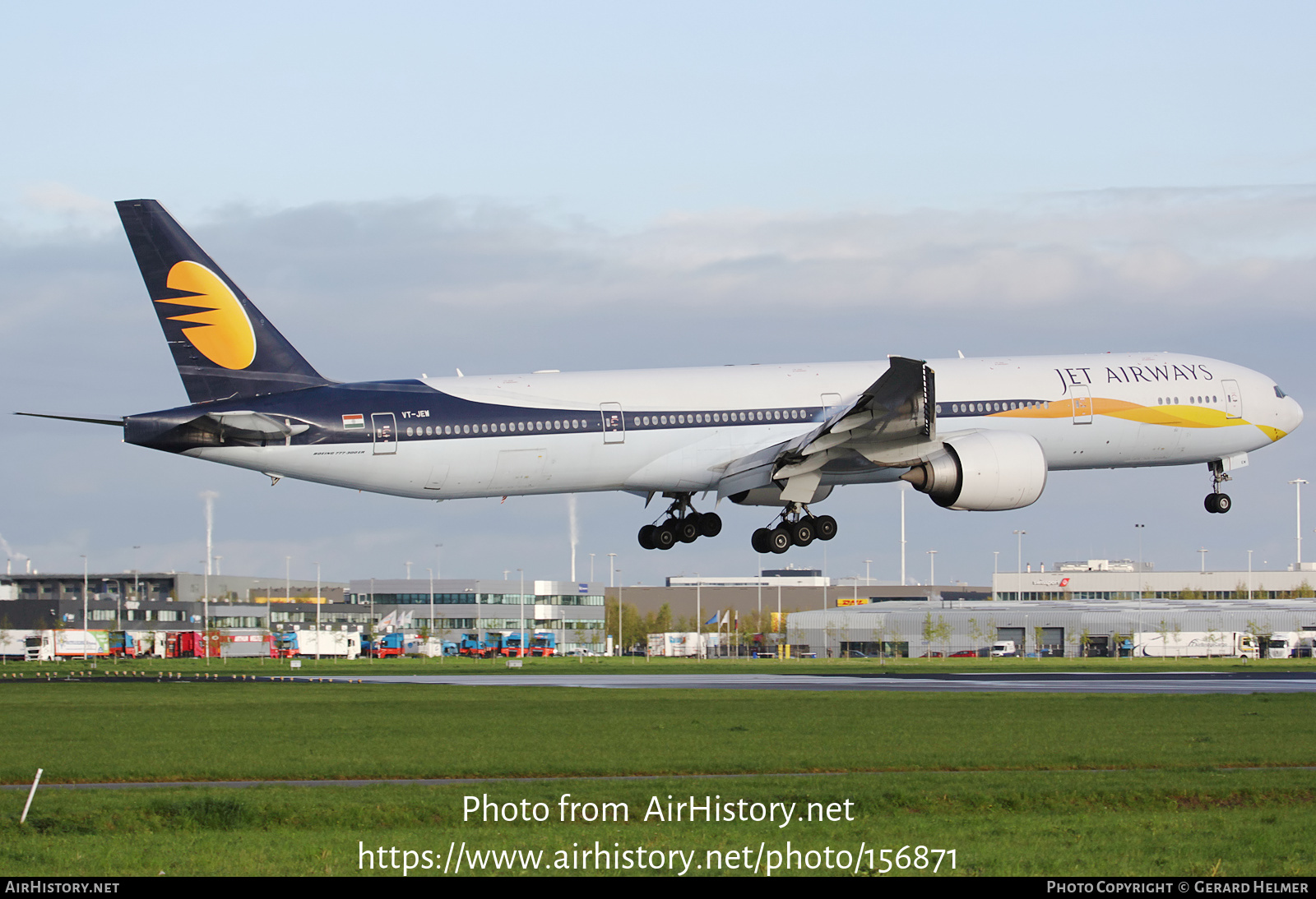 Aircraft Photo of VT-JEW | Boeing 777-35R/ER | Jet Airways | AirHistory.net #156871