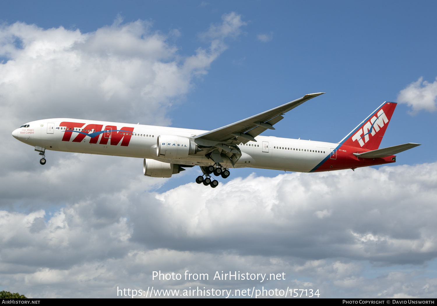 Aircraft Photo of PT-MUC | Boeing 777-32W/ER | TAM Linhas Aéreas | AirHistory.net #157134