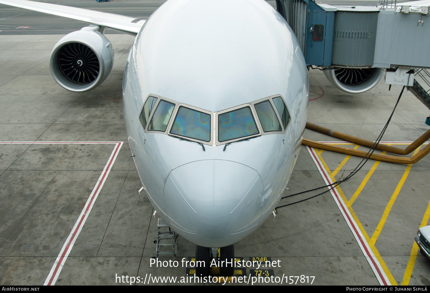 Aircraft Photo of N720AN | Boeing 777-323/ER | American Airlines | AirHistory.net #157817