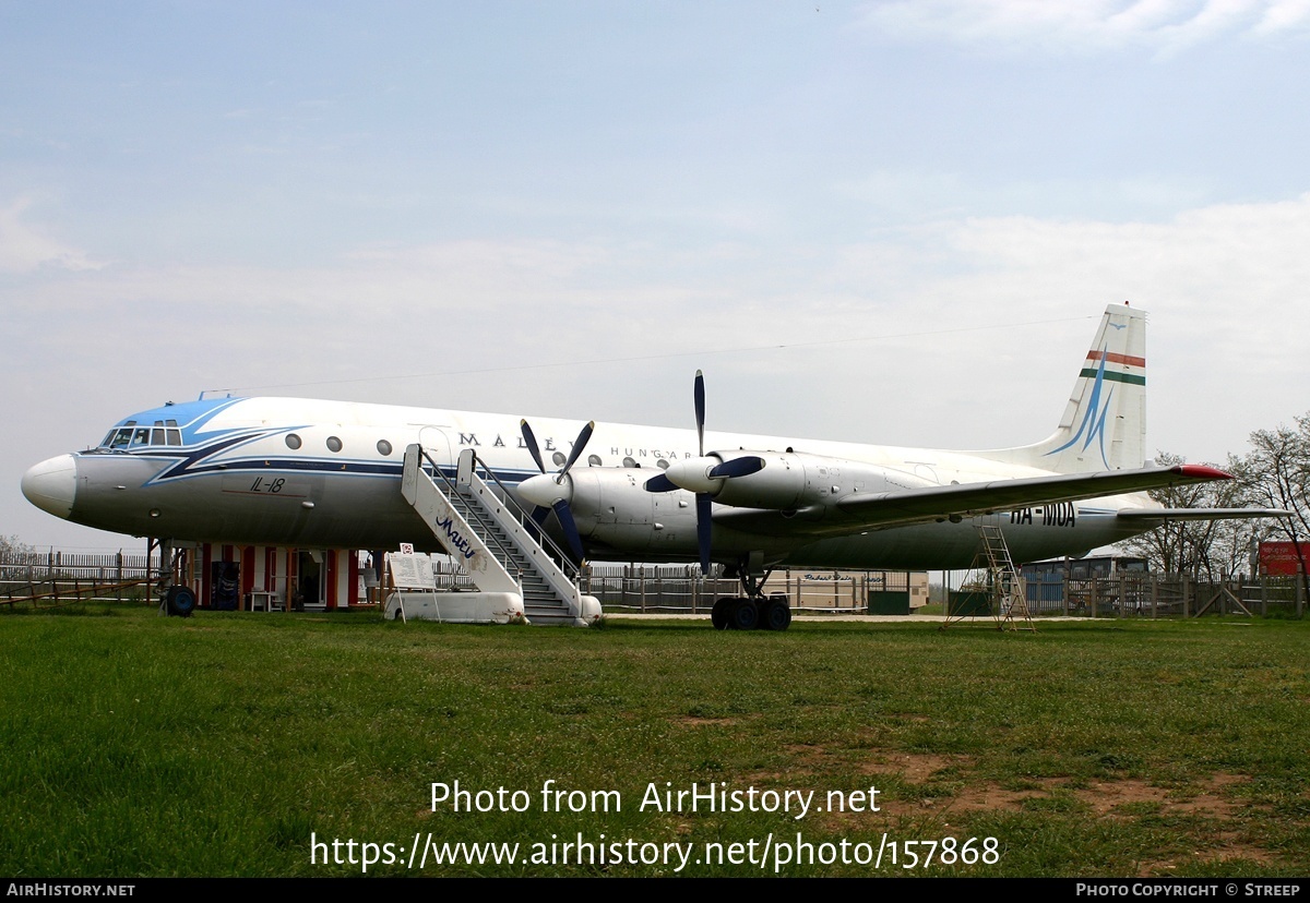 Aircraft Photo of HA-MOA | Ilyushin Il-18Gr | Malév - Hungarian Airlines | AirHistory.net #157868