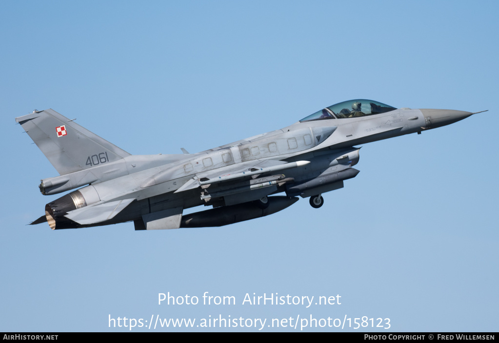 Aircraft Photo of 4061 | Lockheed Martin F-16CJ Fighting Falcon | Poland - Air Force | AirHistory.net #158123