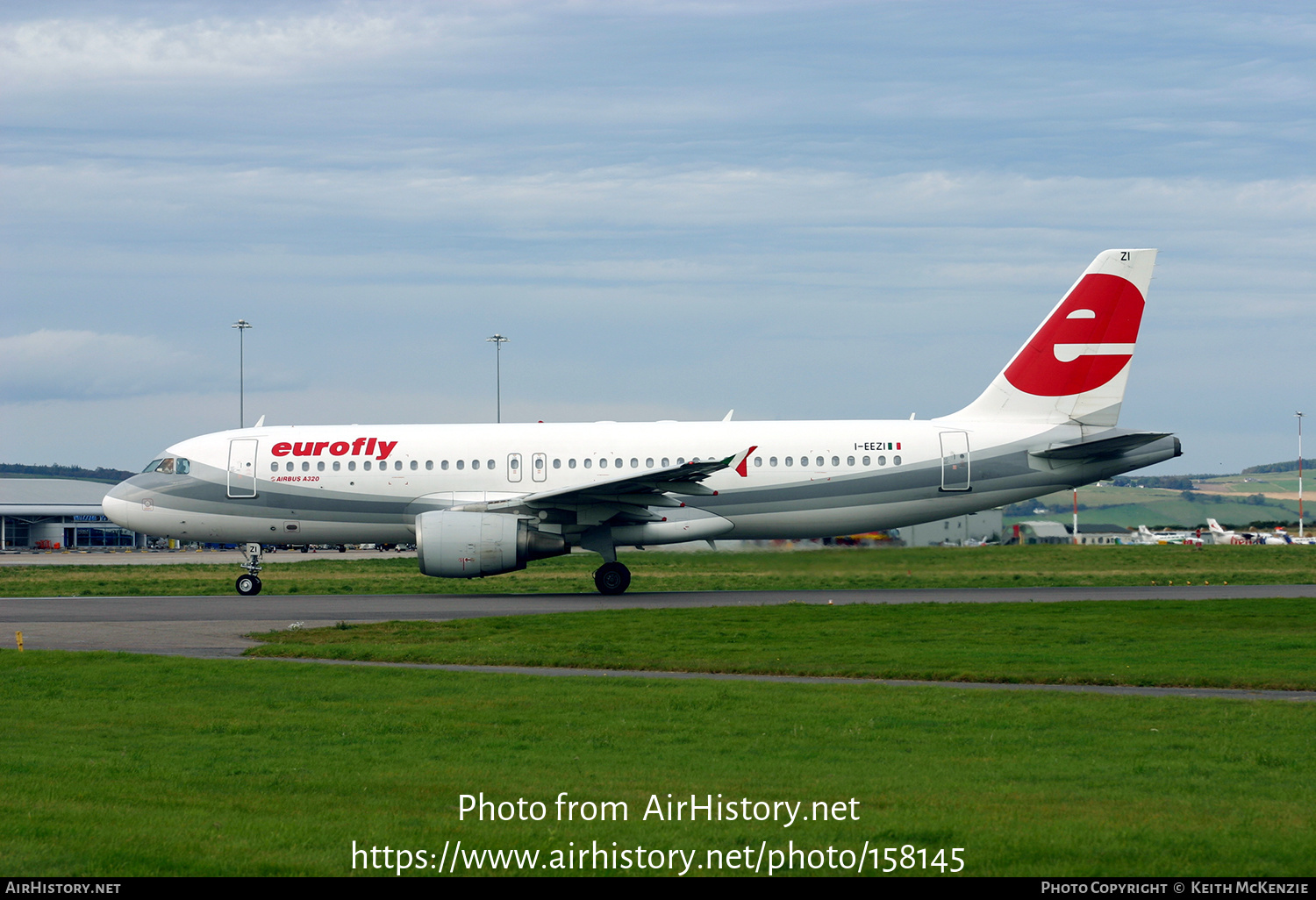 Aircraft Photo of I-EEZI | Airbus A320-214 | Eurofly | AirHistory.net #158145