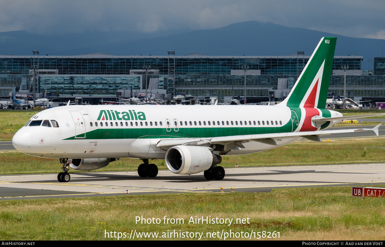 Aircraft Photo of EI-IKU | Airbus A320-214 | Alitalia | AirHistory.net #158261