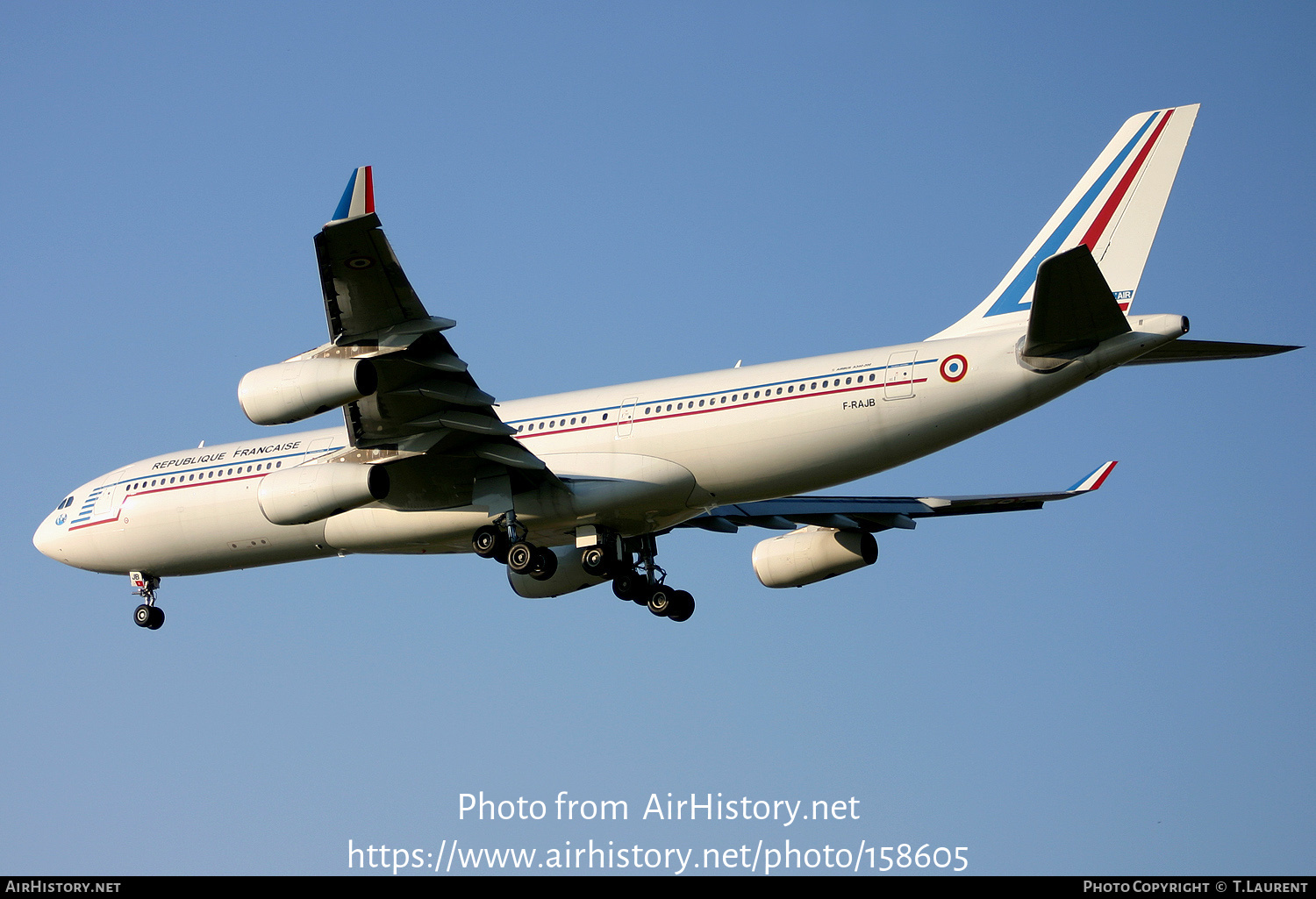 Aircraft Photo of 081 | Airbus A340-211 | France - Air Force | AirHistory.net #158605