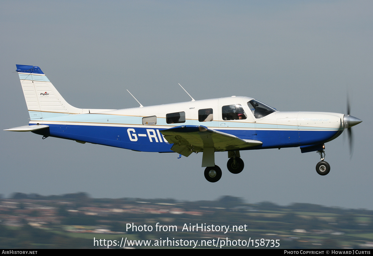 Aircraft Photo of G-RIGH | Piper PA-32R-301 Saratoga II HP | AirHistory.net #158735