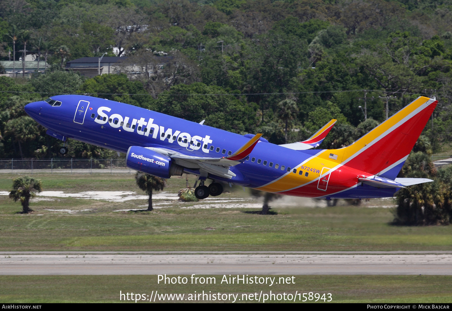 Aircraft Photo of N724SW | Boeing 737-7H4 | Southwest Airlines | AirHistory.net #158943