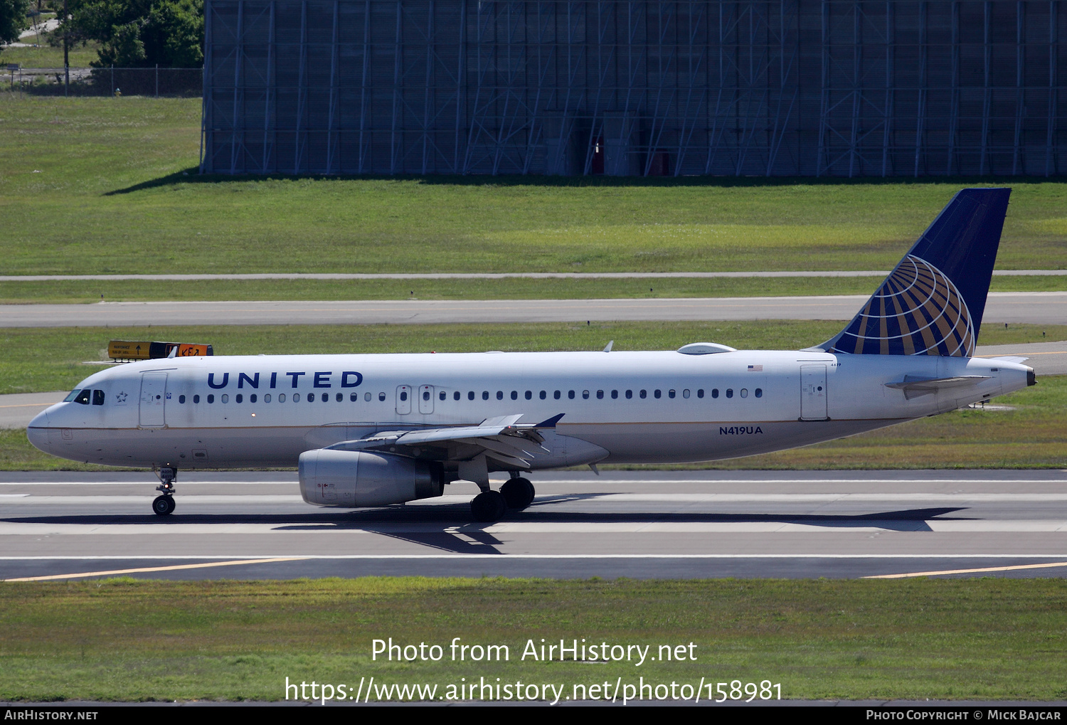 Aircraft Photo of N419UA | Airbus A320-232 | United Airlines | AirHistory.net #158981