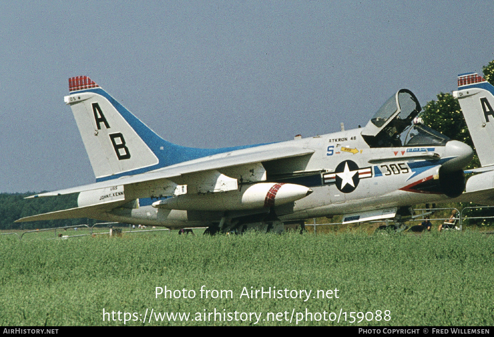 Aircraft Photo of 154481 | LTV A-7B Corsair II | USA - Navy | AirHistory.net #159088