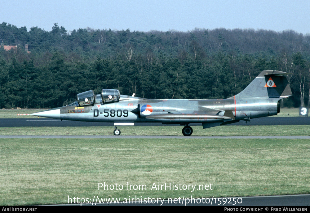 Aircraft Photo of D-5809 | Lockheed TF-104G Starfighter | Netherlands - Air Force | AirHistory.net #159250