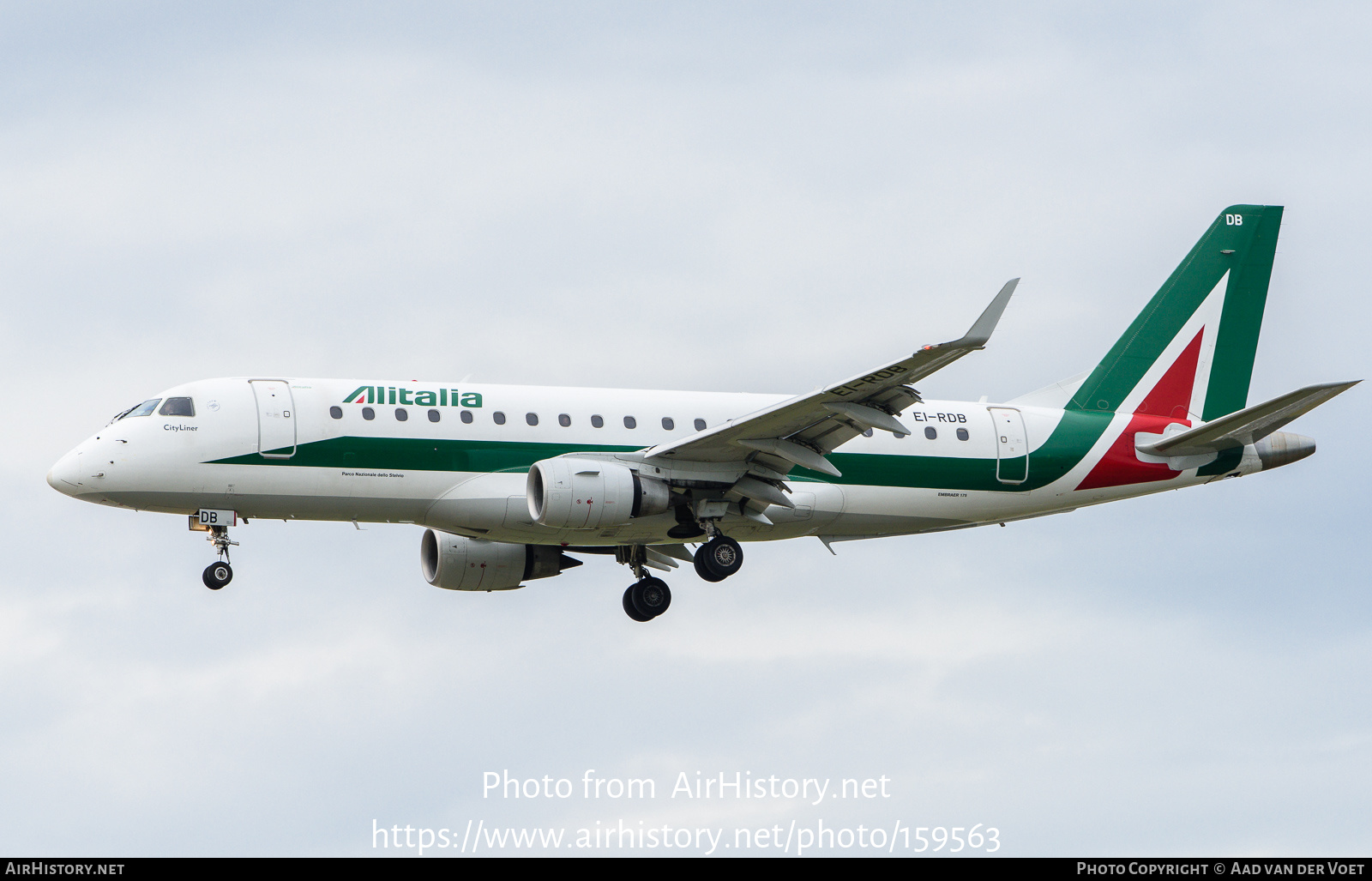 Aircraft Photo of EI-RDB | Embraer 175STD (ERJ-170-200STD) | Alitalia | AirHistory.net #159563