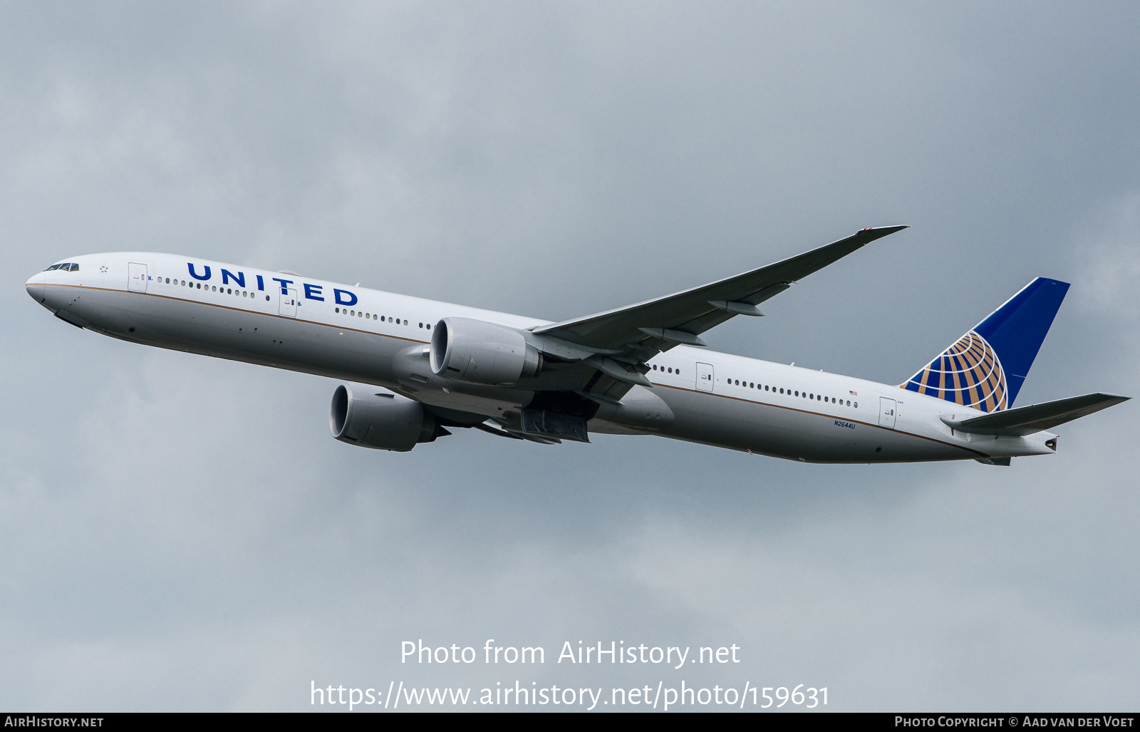 Aircraft Photo of N2644U | Boeing 777-300/ER | United Airlines | AirHistory.net #159631