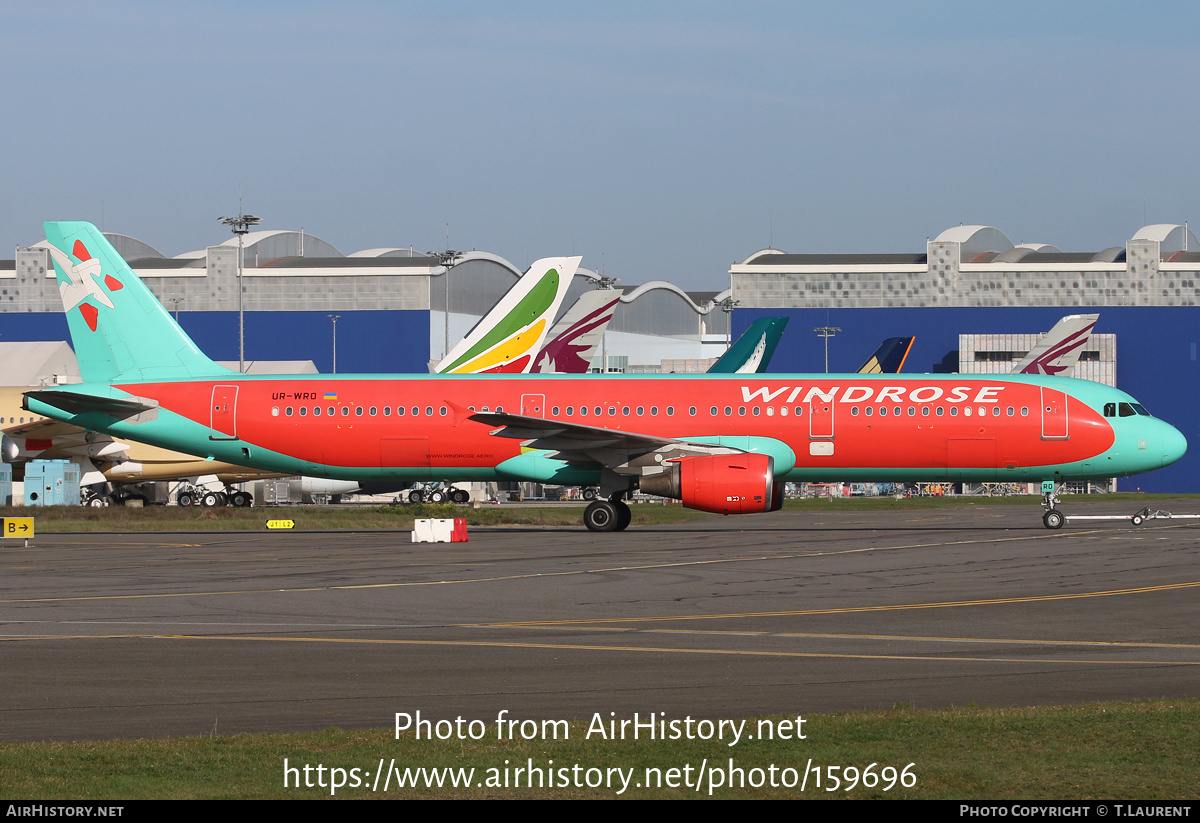 Aircraft Photo of UR-WRO | Airbus A321-211 | Windrose | AirHistory.net #159696