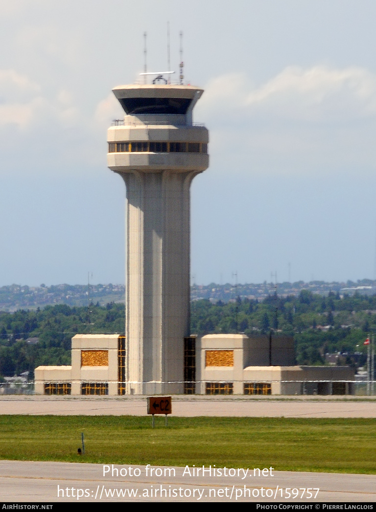 Airport photo of Calgary - International (CYYC / YYC) in Alberta, Canada | AirHistory.net #159757