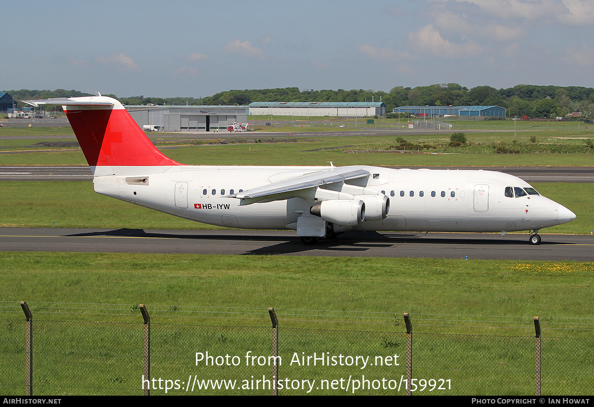 Aircraft Photo of HB-IYW | British Aerospace Avro 146-RJ100 | AirHistory.net #159921