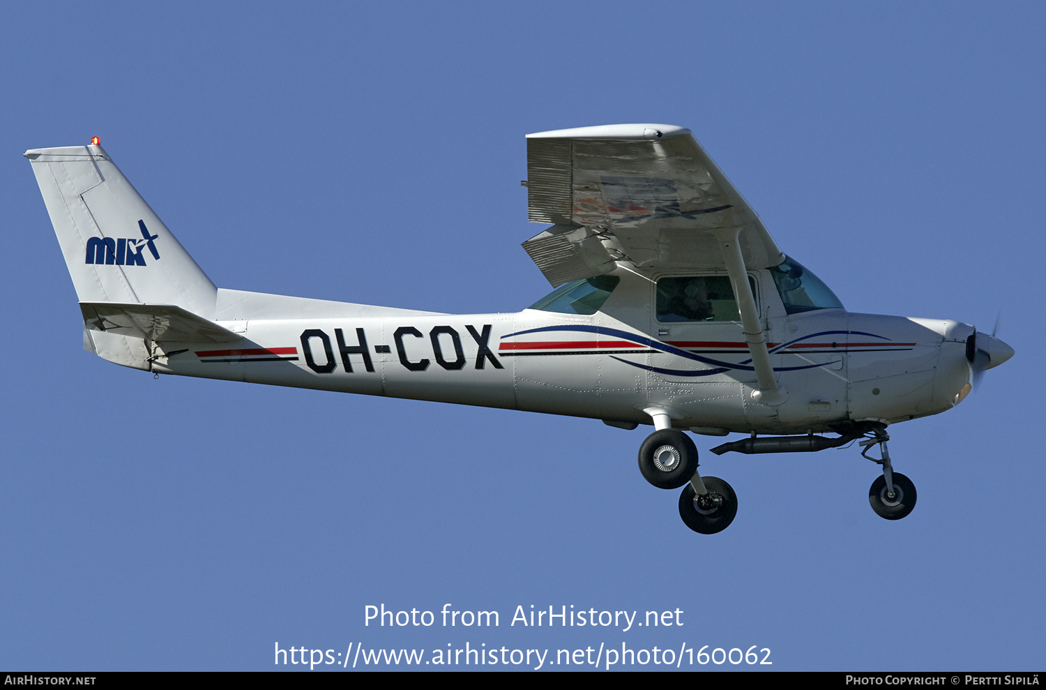 Aircraft Photo of OH-COX | Cessna A152 Aerobat | MIK - Malmin Ilmailukerho | AirHistory.net #160062