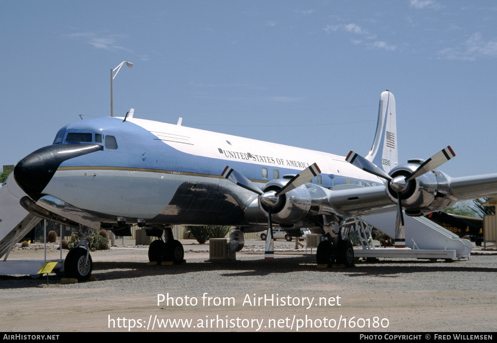 Aircraft Photo of 53-3240 / 33240 | Douglas VC-118A Liftmaster | USA - Air Force | AirHistory.net #160180