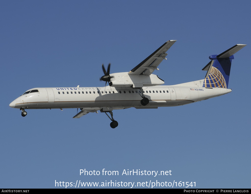 Aircraft Photo of N214WQ | Bombardier DHC-8-402 Dash 8 | United Express | AirHistory.net #161541