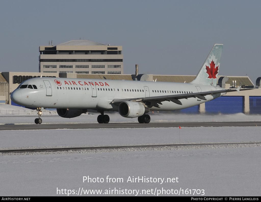 Aircraft Photo of C-GITU | Airbus A321-211 | Air Canada | AirHistory.net #161703