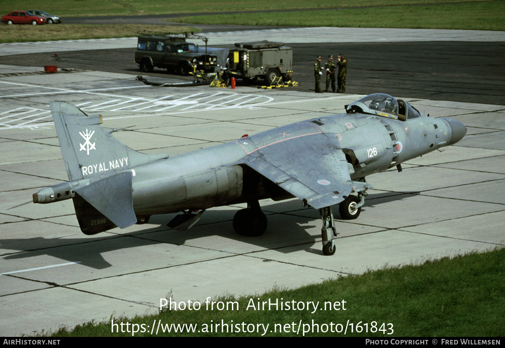 Aircraft Photo of ZE696 | British Aerospace Sea Harrier FA2 | UK - Navy | AirHistory.net #161843