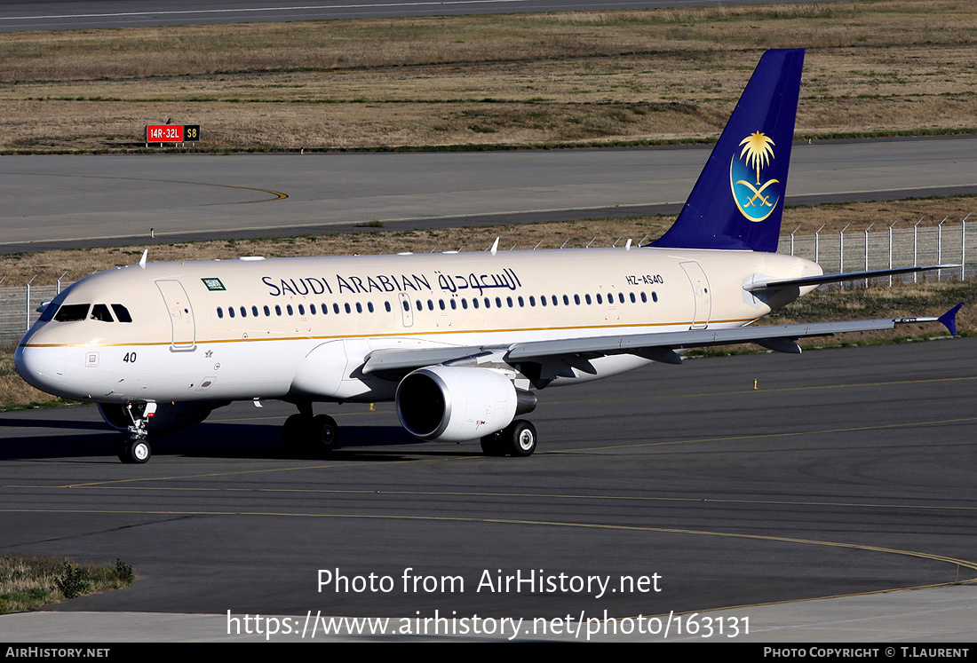 Aircraft Photo of HZ-AS40 | Airbus A320-214 | Saudi Arabian Airlines | AirHistory.net #163131