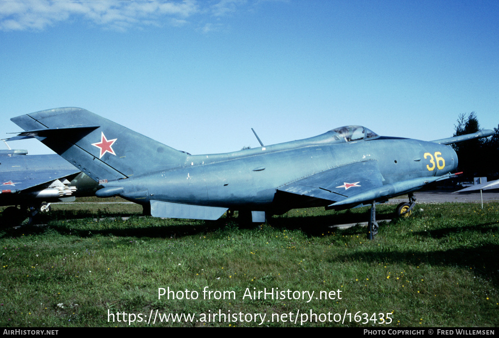 Aircraft Photo of 36 yellow | Yakovlev Yak-36 | Russia - Air Force | AirHistory.net #163435